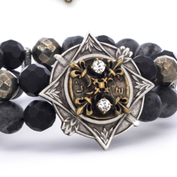 DOUBLE STRAND NIGHTFALL MIX WITH SWAROVSKI X MEDAL - Picture 2 of 2